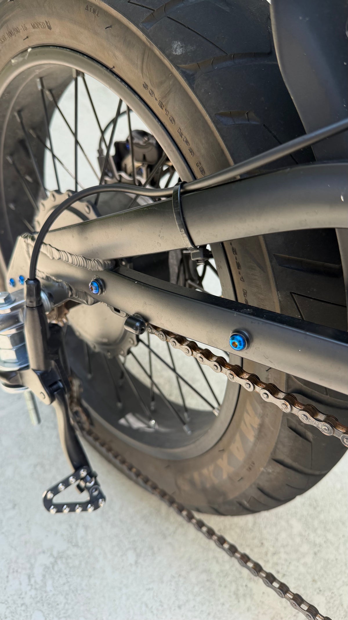 titanium frame bolts